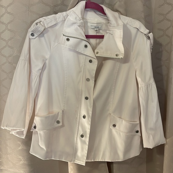 White Cache Blazer Cargo Pants Set - Picture 6 of 9